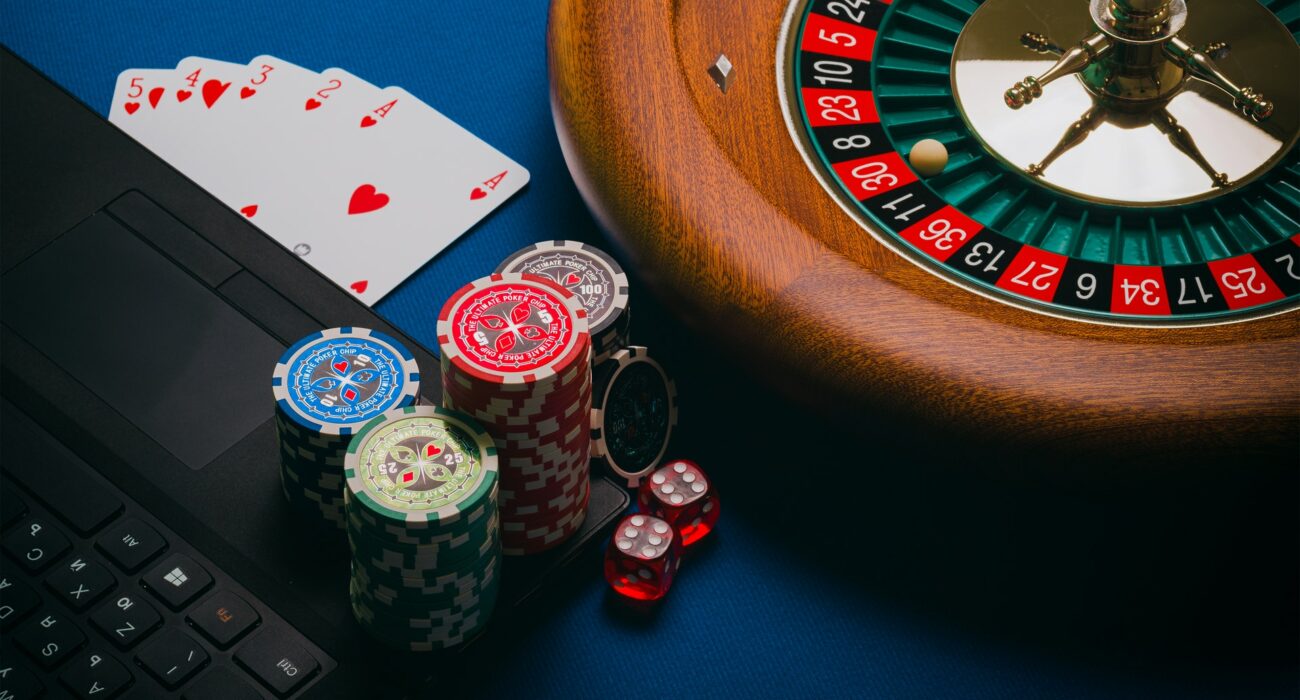 What are the best ways to win in online casino games?